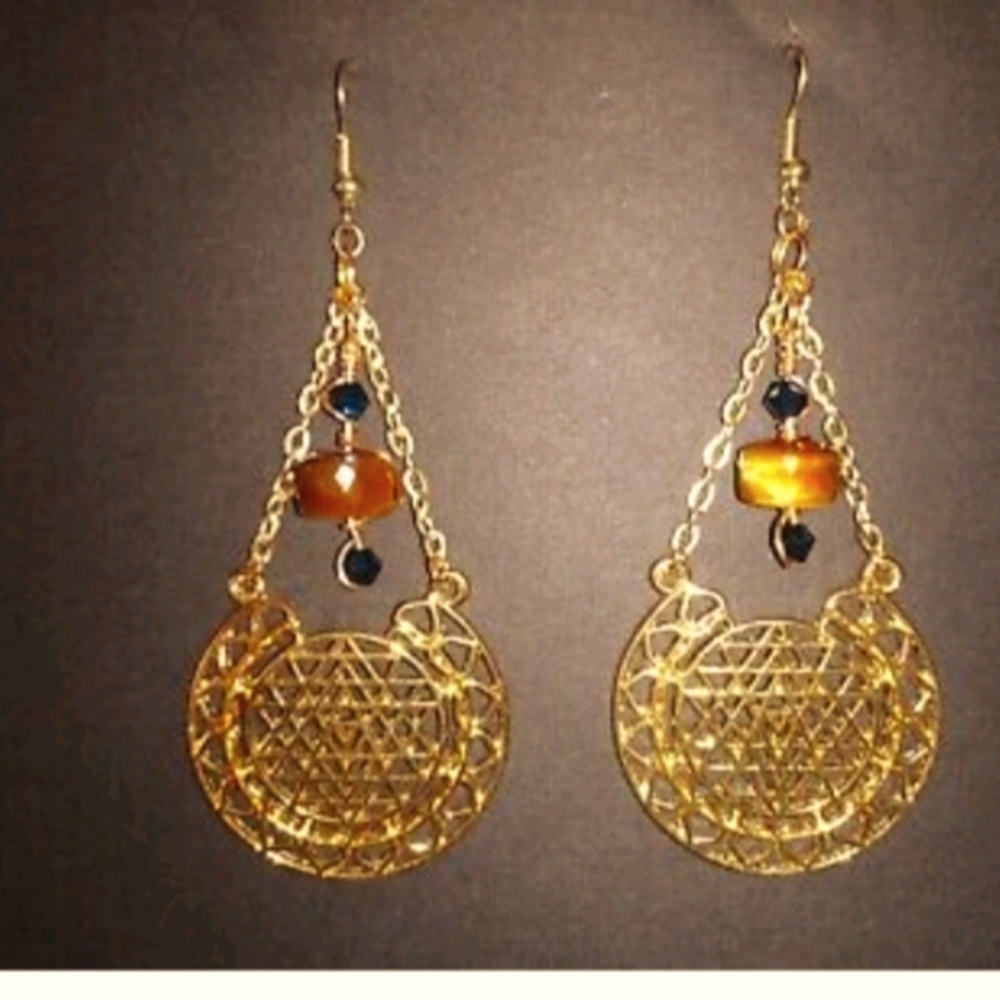 Shir Yantra earrings with tiger's eye